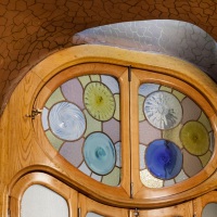 Casa Batllo, Barcelona, Aufnahmedetails => Canon EOS 5D Mark II | f5,6 | 75mm | Iso 4000 | 0.04s