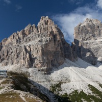 Südtirol, Blick auf die Auronzohütte bei den drei Zinnen