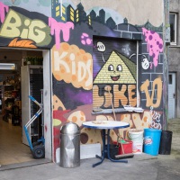 Street Art im Dortmunder Unionviertel, Innenhof zwischen Falkenstraße und Adlerstraße, Kiosk Adler 59