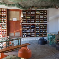 Oktober, Weinbar in Lüderitz, Südafrika