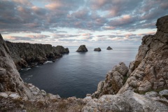 November, Pointe de Penhir, im Vorfeld liegen die Les Tas de Pois (Erbseninseln), Bretagne