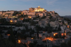 Gordes am Abend